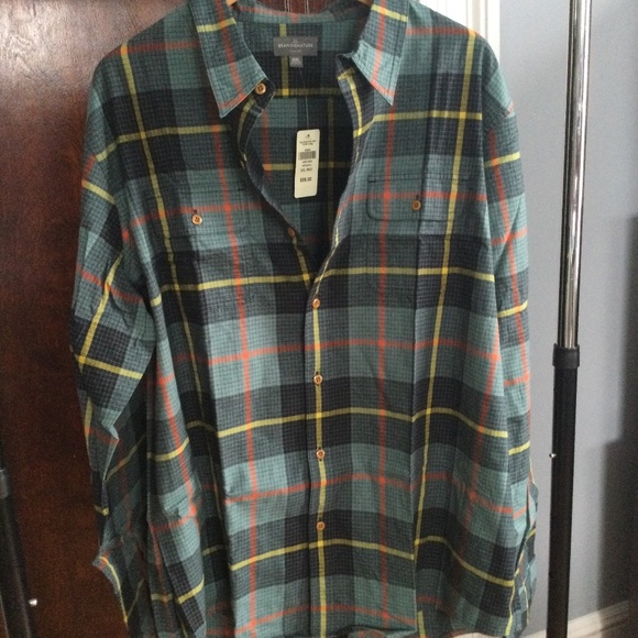 L.L. Bean Signature Mens Slim Fit Shirt. New In packaging - Picture 1 of 16
